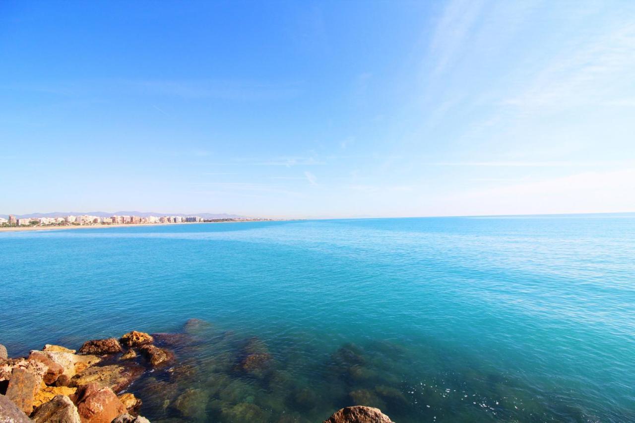 Global Properties, Atico Con 2 Terrazas En La Playa Puerto de Sagunto